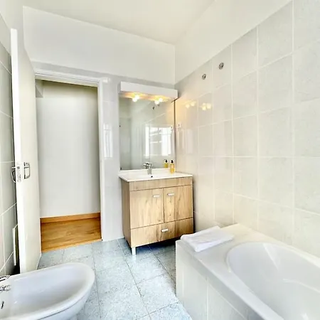 Sea Front 180º View With Ac And Wifi 아파트 *