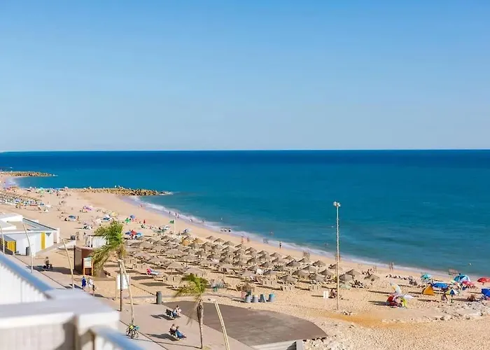 Appartement Sea Front 180º View With Ac And Wifi Quarteira
