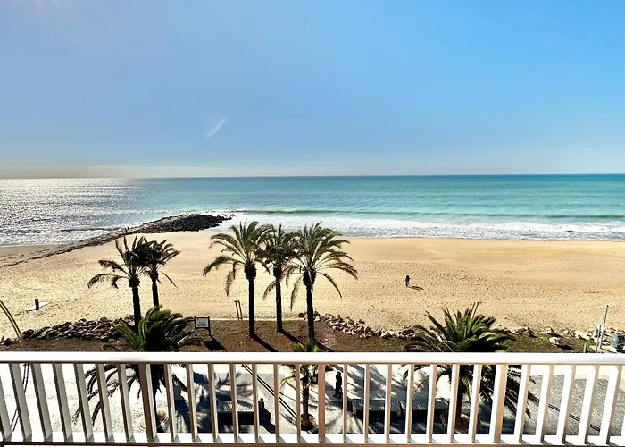 Sea Front 180º View With Ac And Wifi * Quarteira